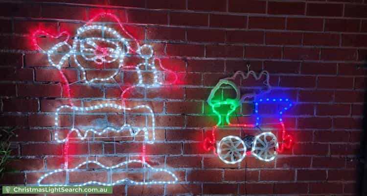 Christmas Light display at 31 Eames Avenue, Brooklyn