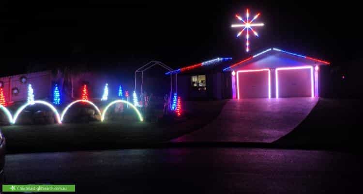 Christmas Light display at 4 Inverness St, Flinders View