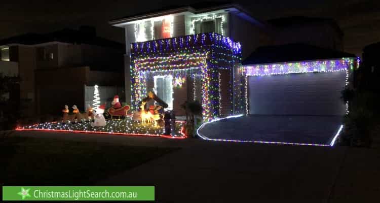 Christmas Light display at 9 River Rose Street, Greenvale