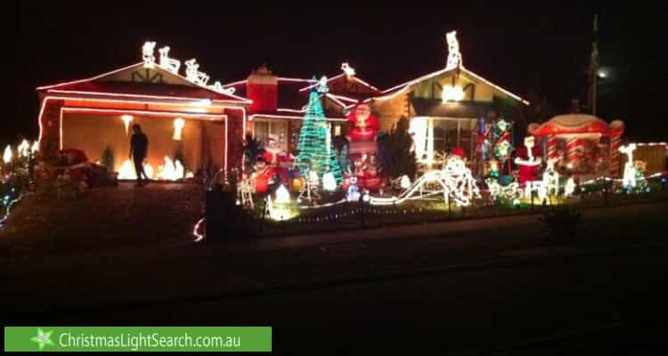 Christmas Light display at 29 Scenic Drive, Beaconsfield