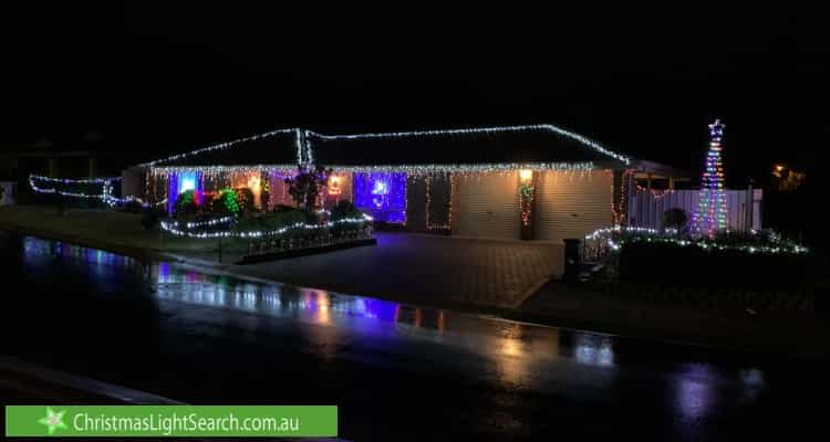 Christmas Light display at 26 Shillabeer Crescent, Woodcroft