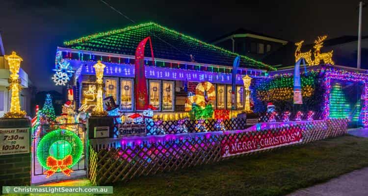 Christmas Light display at 5 Waratah Street, North Bondi