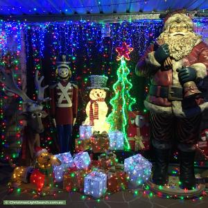 Christmas Light display at 7 Garbett Place, Doonside