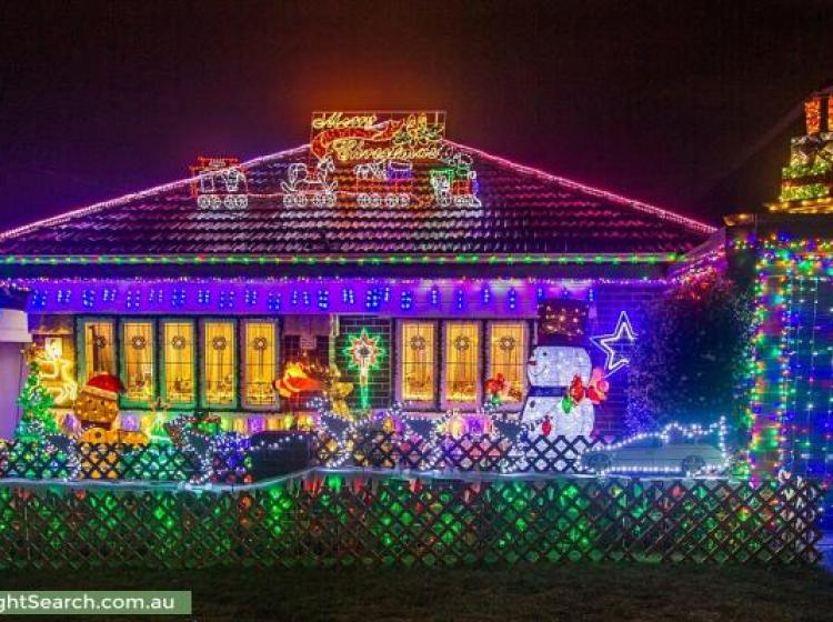Are Solar Christmas Lights Better?